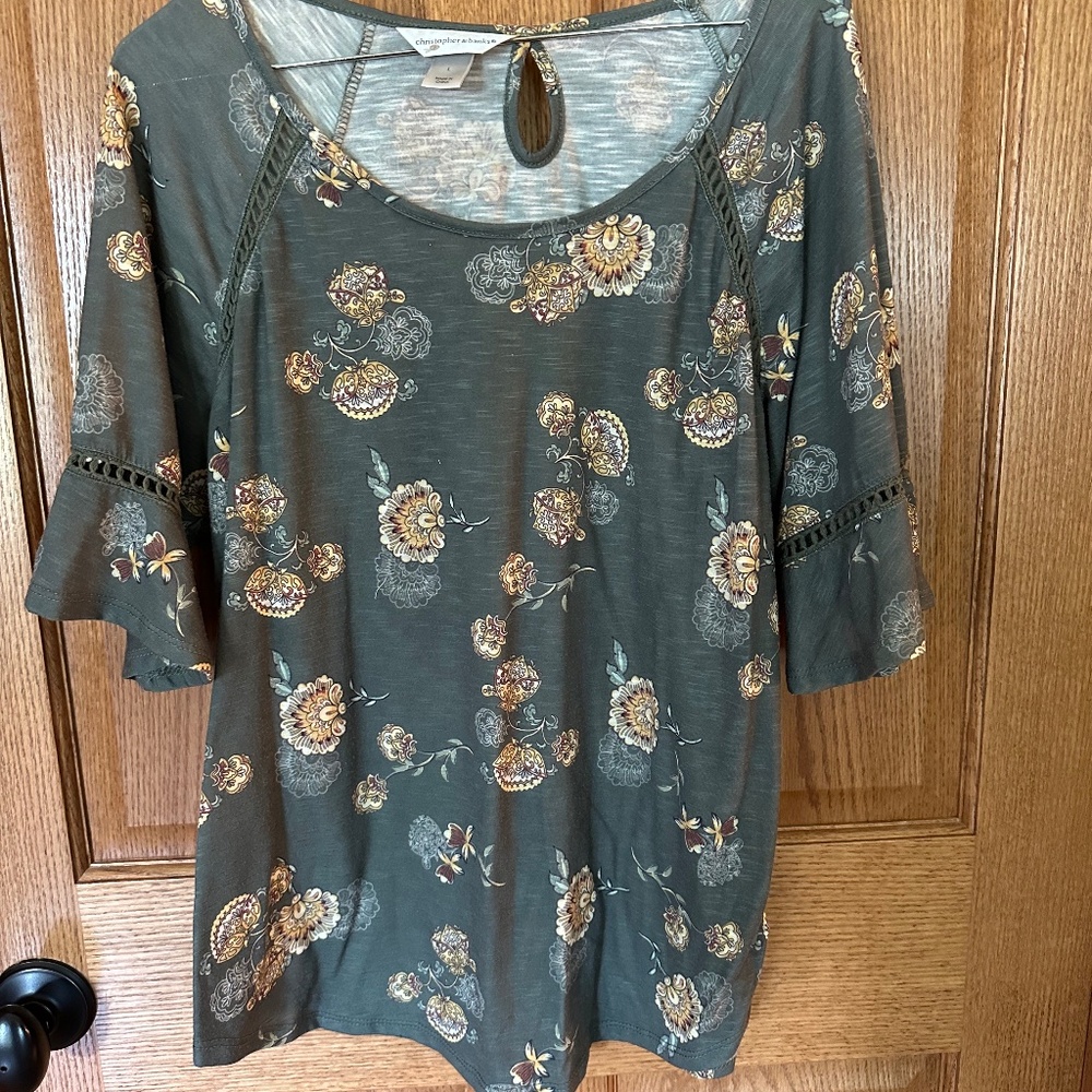Christopher & Banks Bell Sleeve Green/Flowered Top.  Size L.